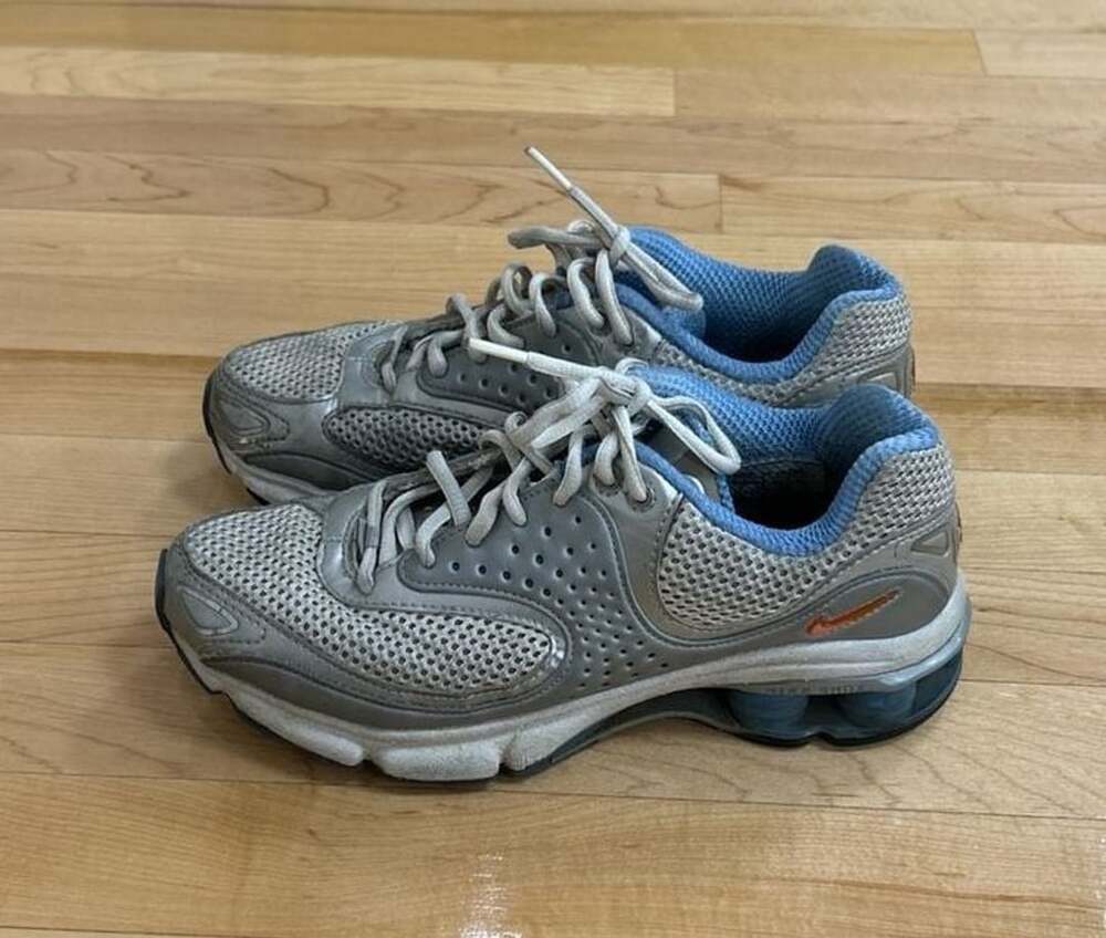 Y2K Nike Shox Turbo Metallic Silver Blue Orange Women's Size 7